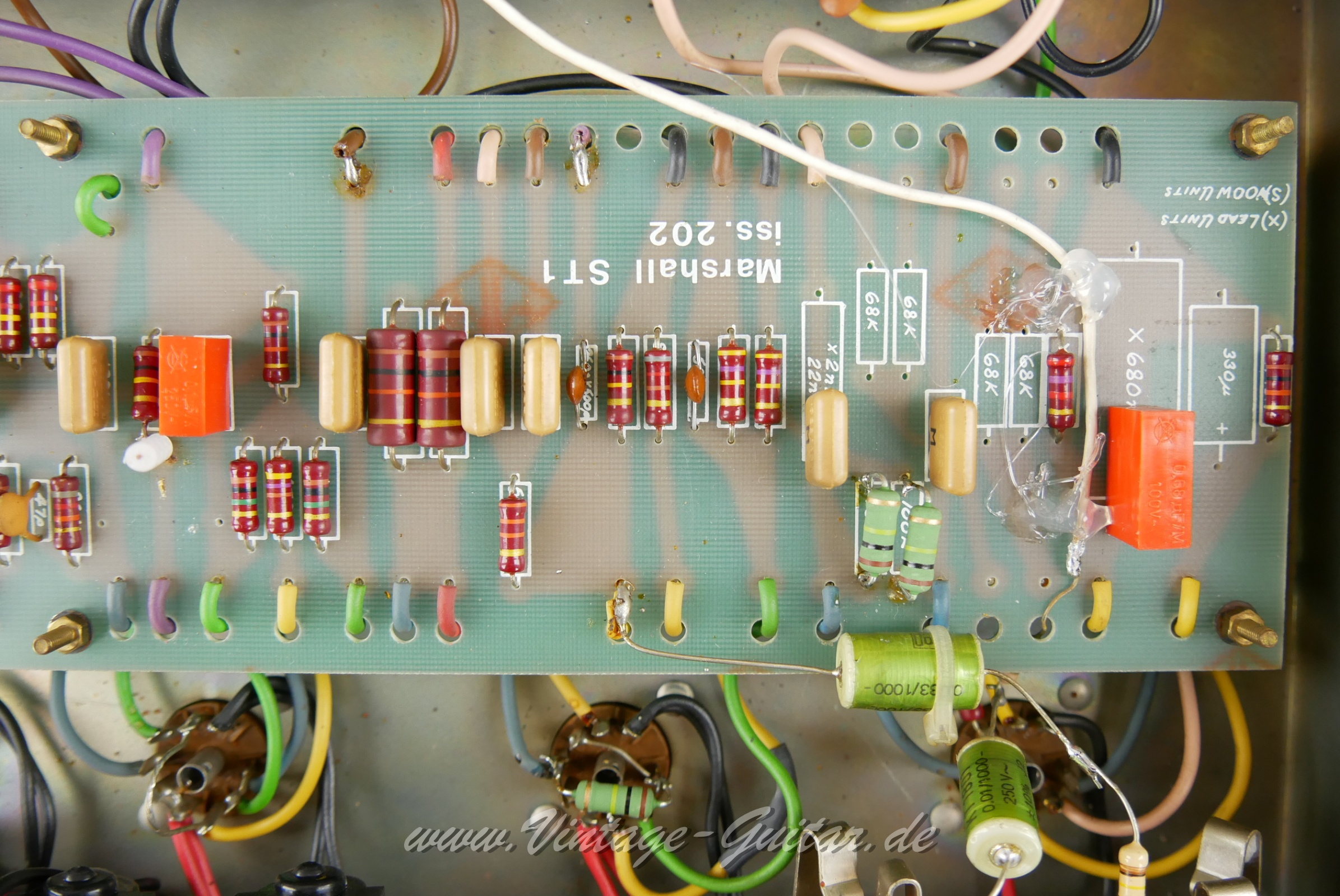 img/vintage/5925/ Marshall_JMP_1987_Master_Model_Mk_II_Lead_GB_black_1980-017.JPG